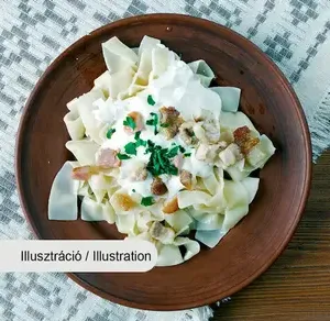 Túrós csusza pörccel